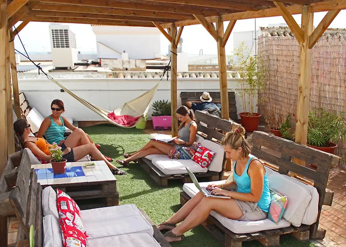 Hotel cerca del colegio: Cadiz Inn Backpackers
